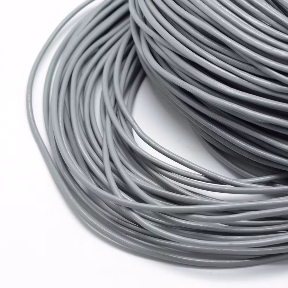 Lädersnöre ca 1.5 mm grått, 1 m