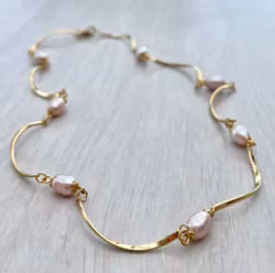 Guldfärgat kirurgiskt stål pärlhattar räfflade 6 mm med PVD plätering, 10 st