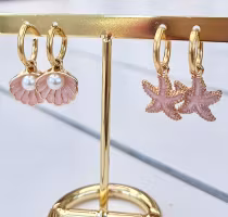 Guldfärgad snäcka ljusrosa med pärla, 1 st