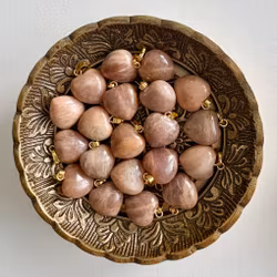 Guldfärgat hänge hjärta månsten, 1 st