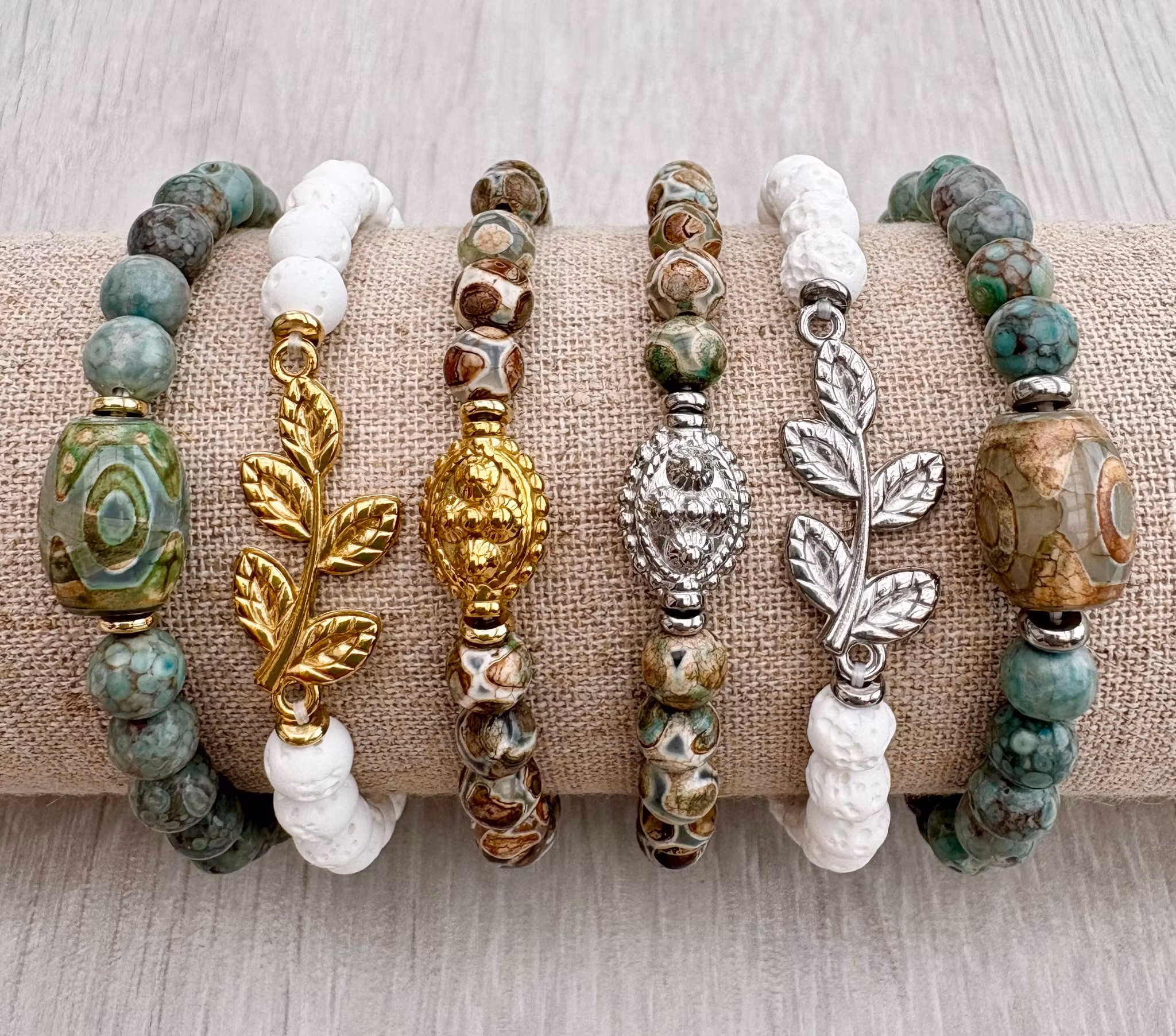 Kirurgiskt stål avlång mönstrad pärla, 1 st