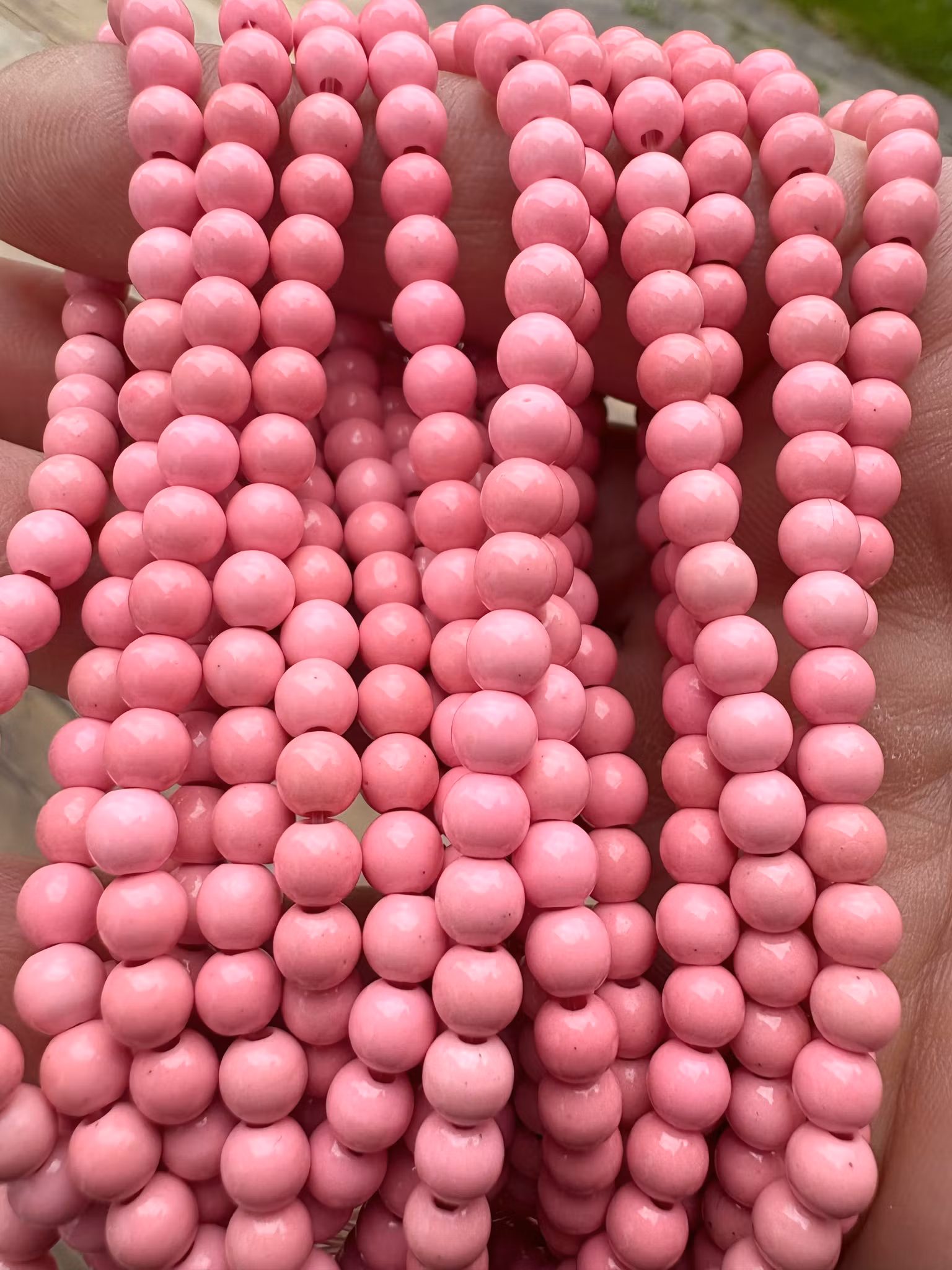 REA: Jade 4 mm rosa, 1 sträng