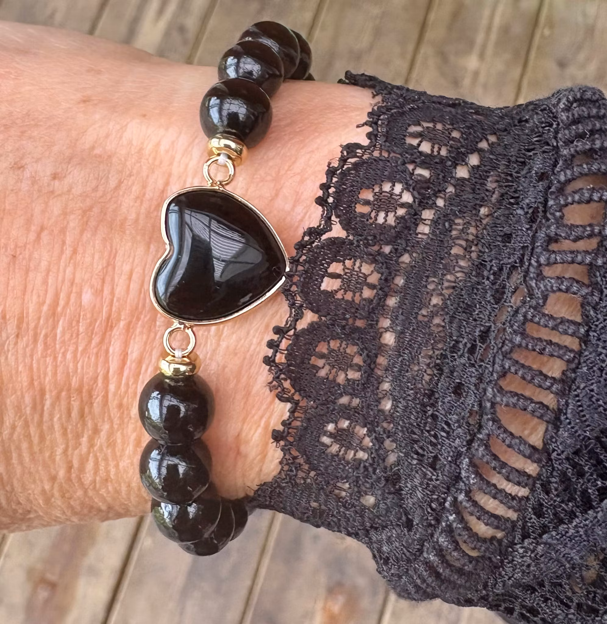 Guldfärgad connector hjärta onyx, 1 st