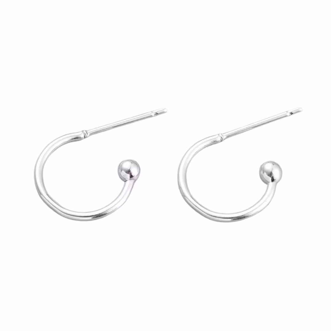 Silverfärgat rostfritt stål creoler med liten kula, ca 10 st