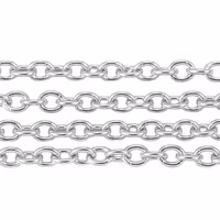 Guldfärgat kirurgiskt stål kedja 2.5x2 mm med PVD plätering, 1 m