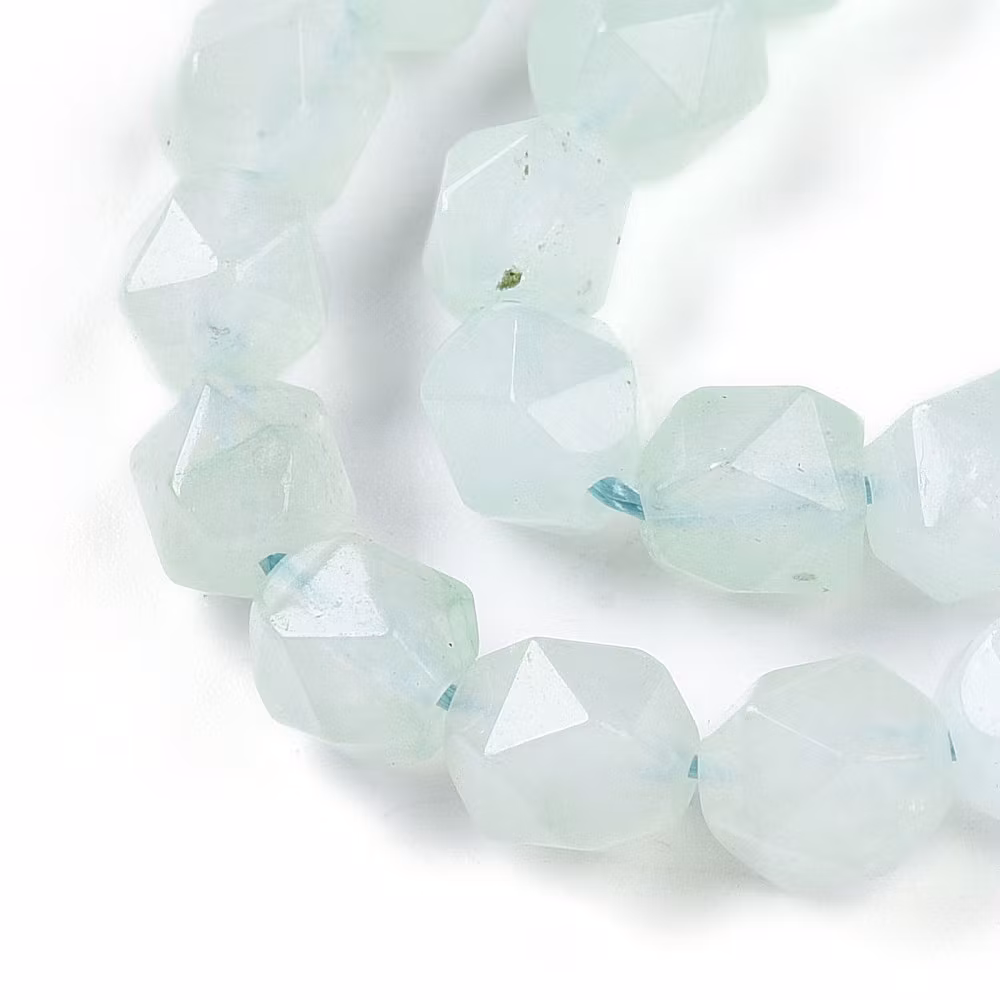 Jade 8 mm white, 1 strand