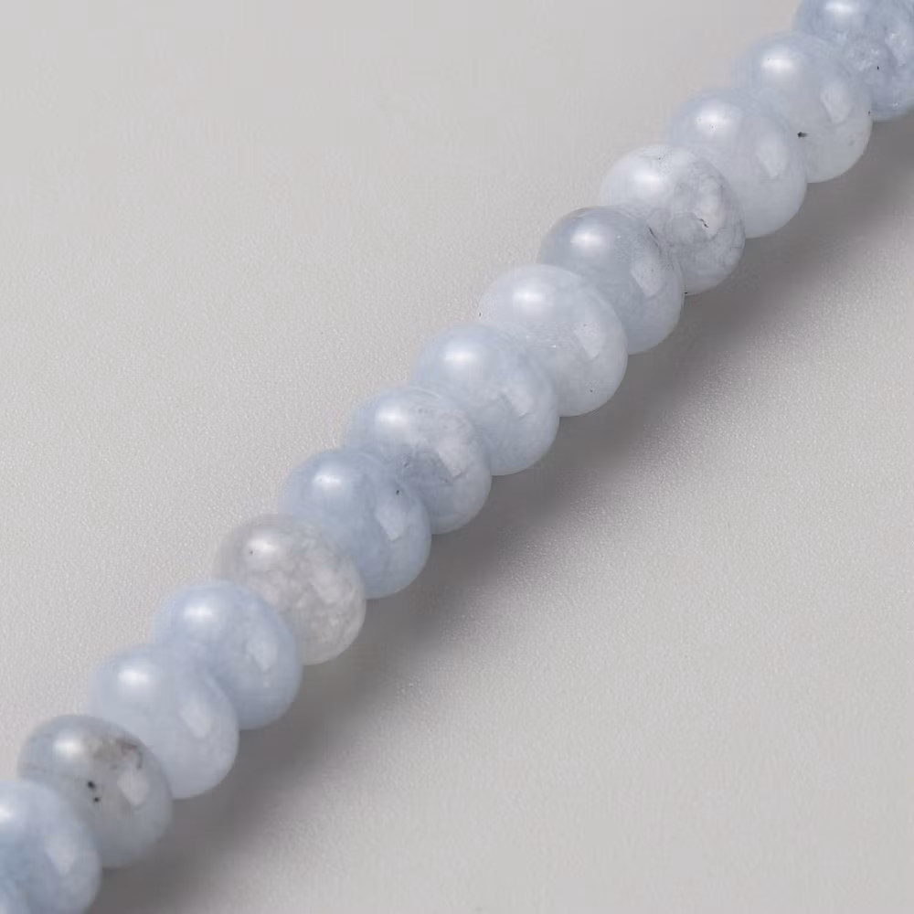 Light aquamarine 8 mm, 1 strand