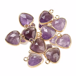 Gold-colored patterned amethyst charm, 1 pc.