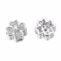 Antikfärgad pärla fyrklöver med cubic zirconia, 1 st
