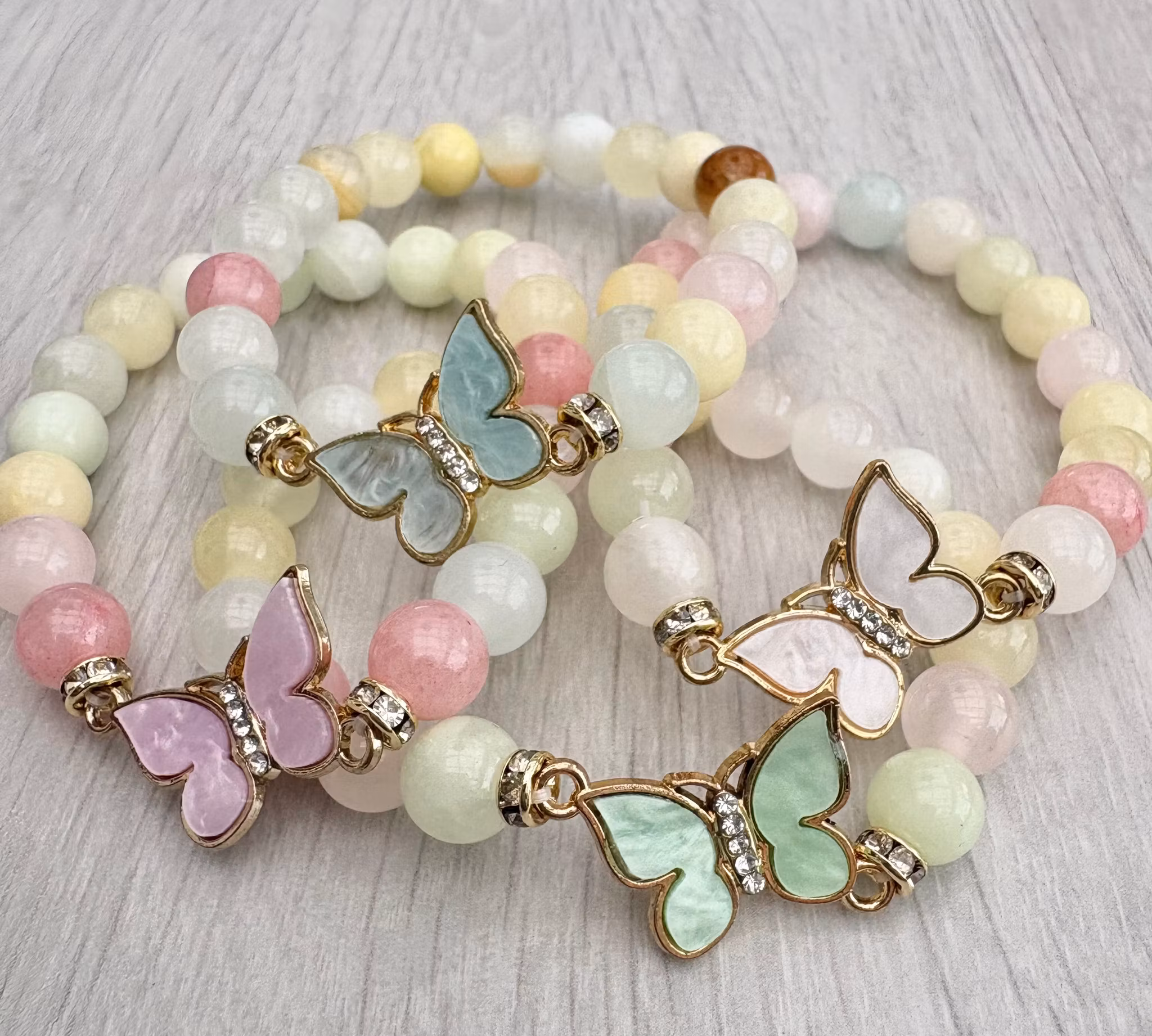 Jade 8 mm spring mix, 1 strand