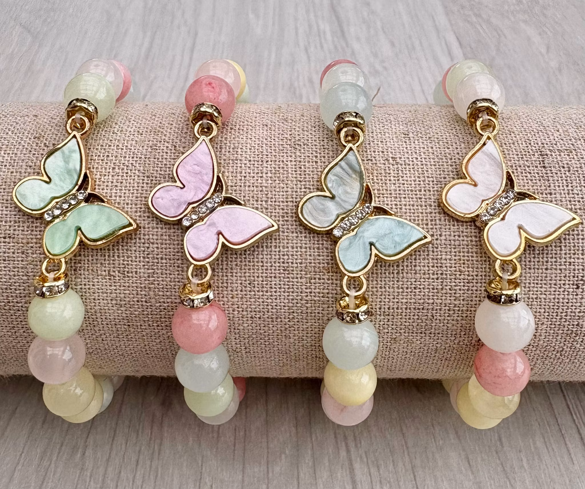 Jade 8 mm spring mix, 1 strand