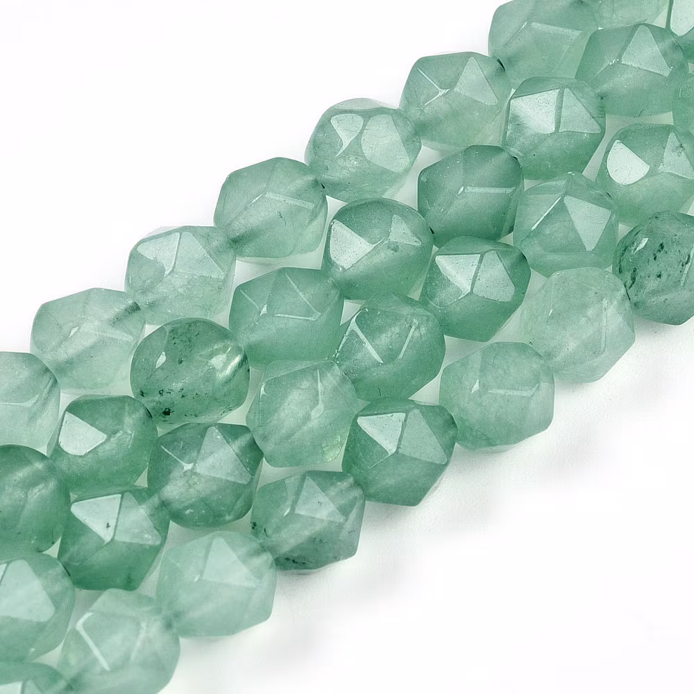 Jade 7x8 mm starcut gröna, 1 sträng