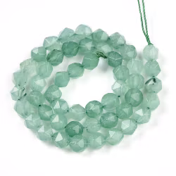Jade 7x8 mm starcut gröna, 1 sträng