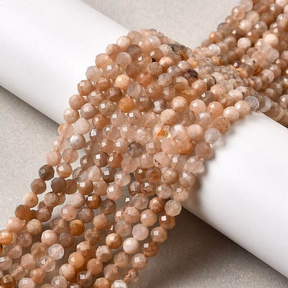 Facetterad månsten peach 4 mm, 1 sträng