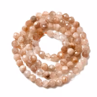 Facetterad månsten peach 4 mm, 1 sträng