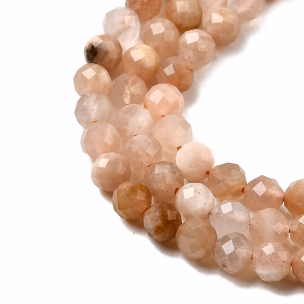 Facetterad månsten peach 4 mm, 1 sträng