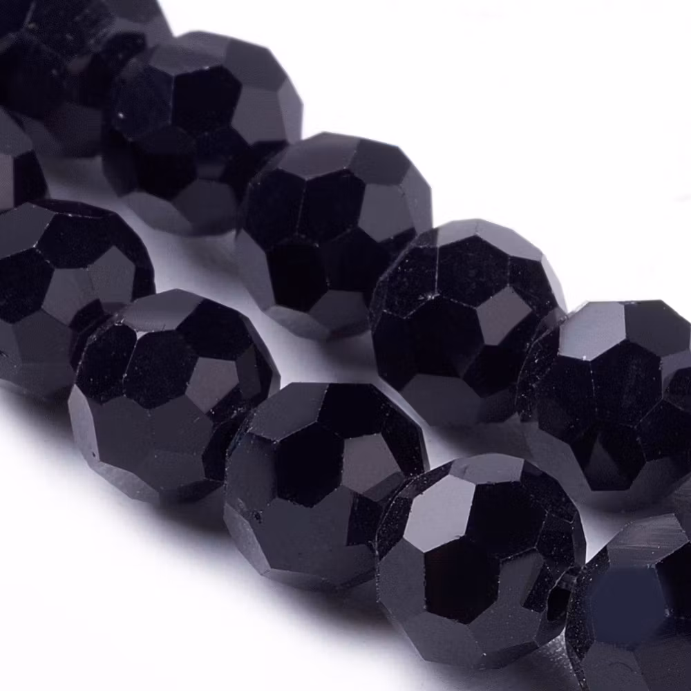 Facetterade glaspärlor 8 mm svarta, 1 sträng