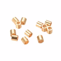 Guldfärgat rostfritt stål mellandelar tuber 2x2mm, ca 100 st