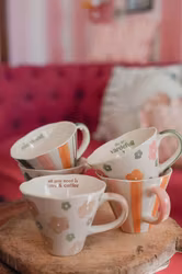 Majas Cottage Mugg All you need is love & coffee