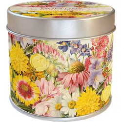 Doftljus med doft av blomsteräng