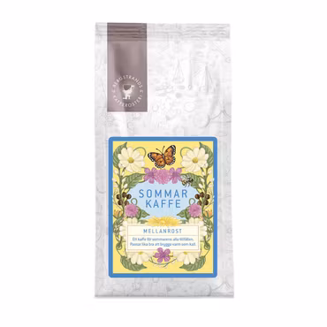 Sommarkaffe med toner av blomster, röda bär och nougat, bryggmalet