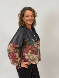 Mix by Heart Rose blus svart med blommor