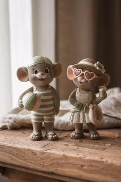 Majas Cottage Mr & Mrs Summer Mouse