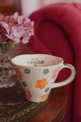 Majas Cottage Mugg Du är värdefull