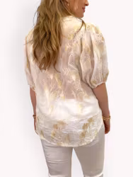 Märit broderad blus