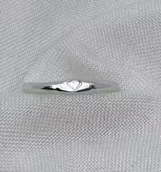 Ring stansat hjärta