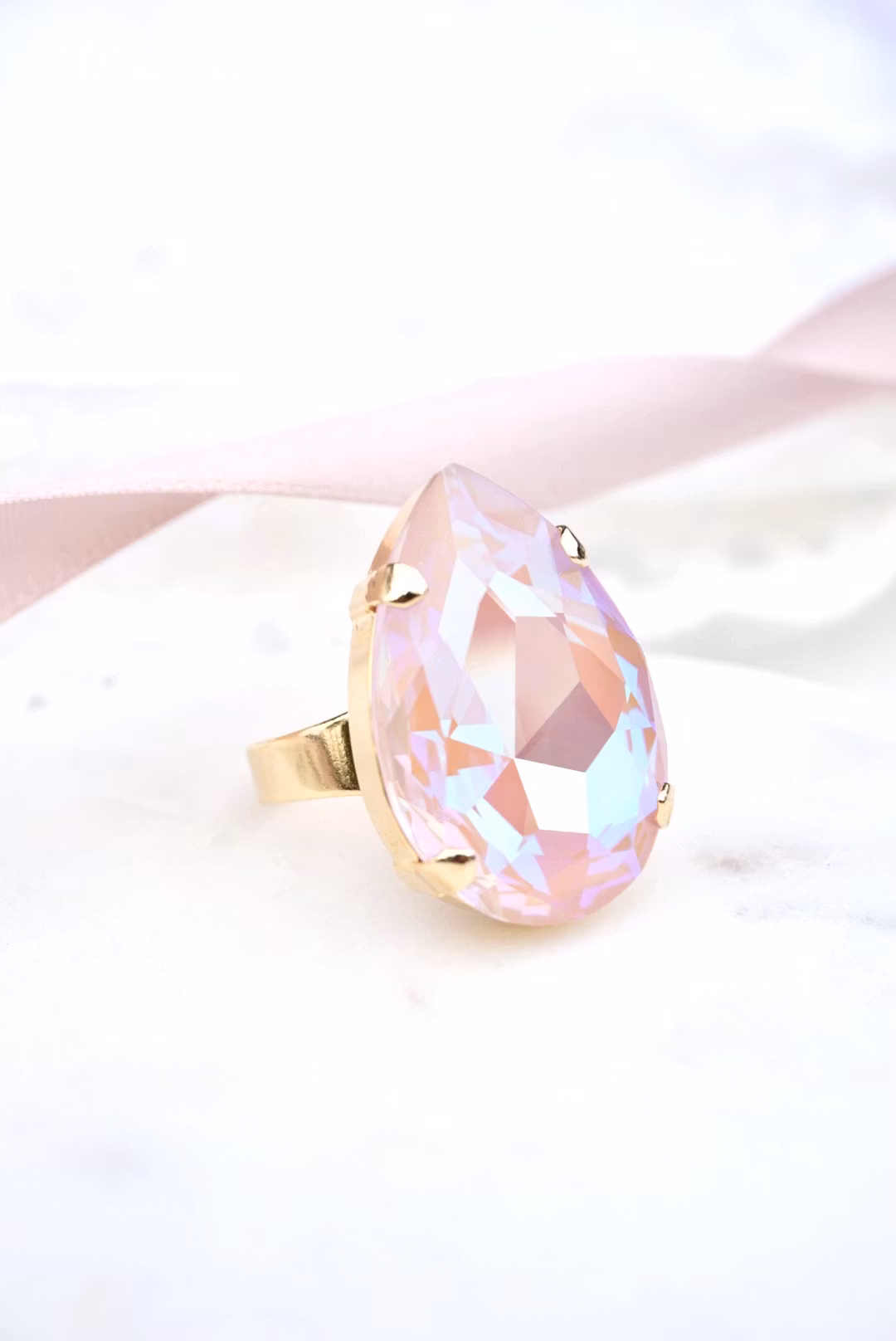 Daphne ring, mange farger, gull eller rhodium