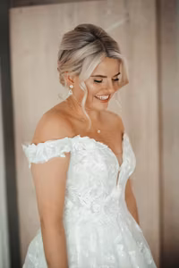 Ariadne øredobber M, gull, rhodium eller rosegull