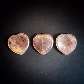 Worry stone- Jordgubbskvarts