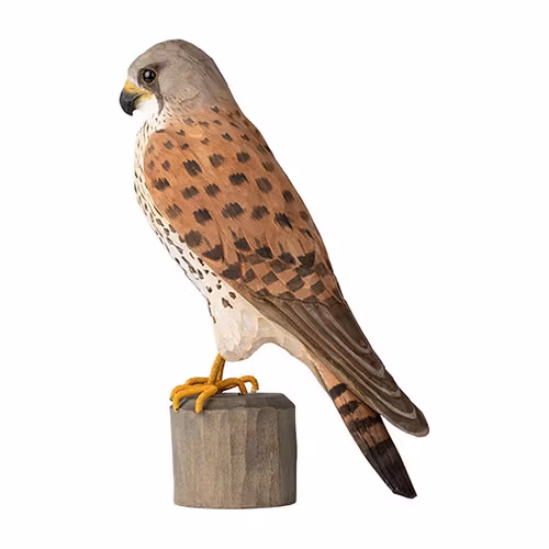 Handsnidad Tornfalk i trä