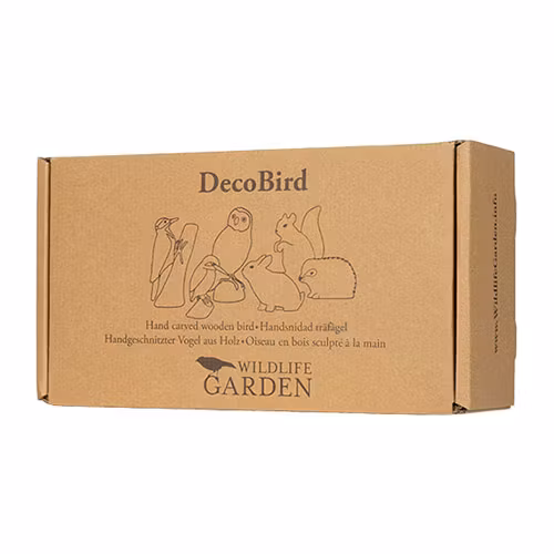 Handsnidad Tornfalk i trä