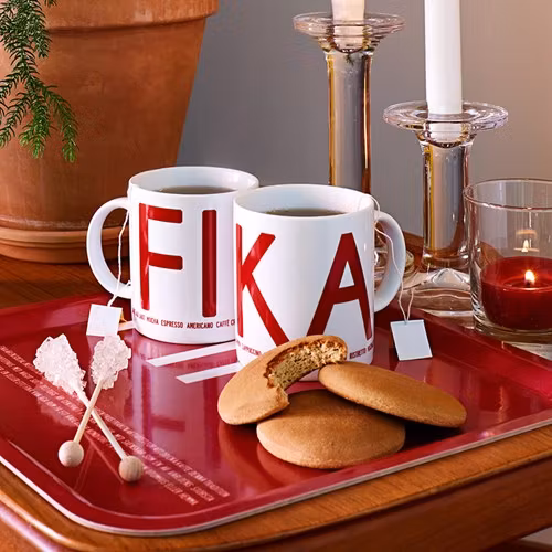 Bricka FIKA, Röd (with English text)