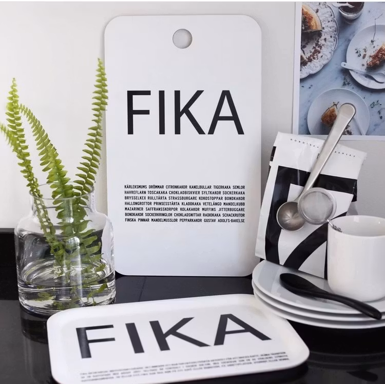 Bricka FIKA, Vit (with English text)