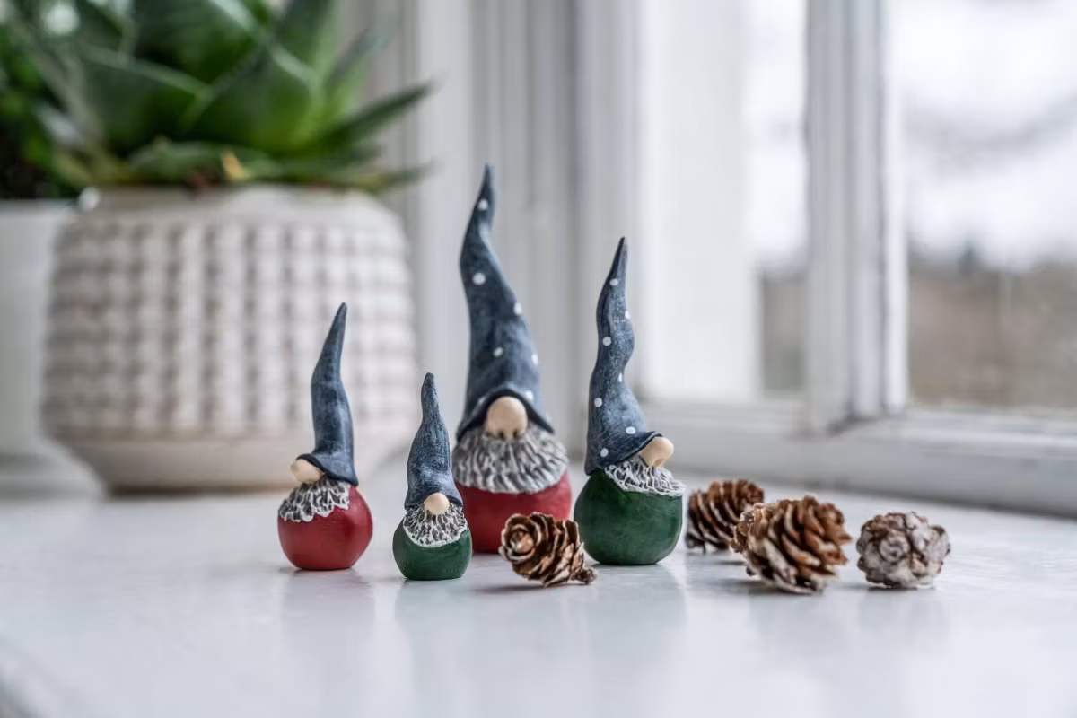 Dekortomten grön / röd, 4,5-10cm