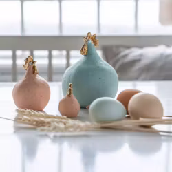 Handmålad knubbig höna, Rosenkvarts/guld