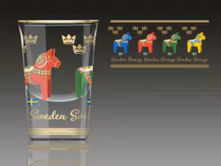 Shotglas med färgglada dalahästar