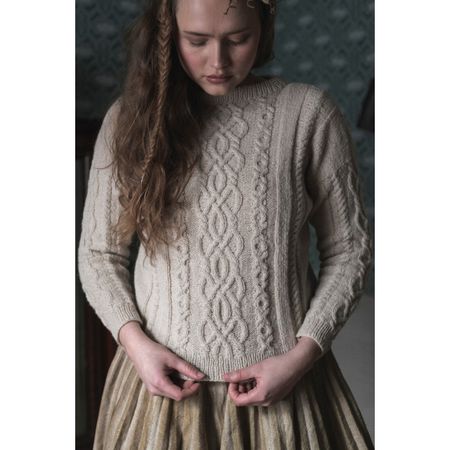 92703  Fabel - tröja med flätor