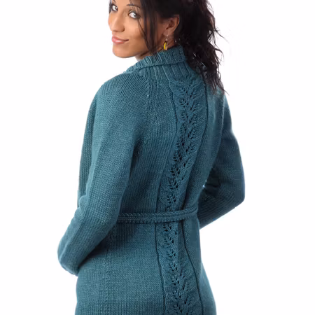 1252 Cardigan med sjalkrage och mönster på bakstycket.