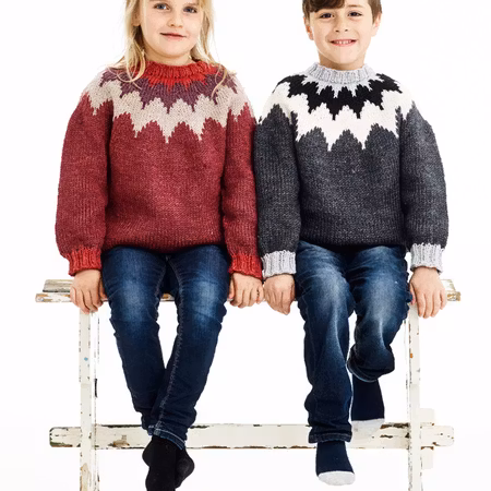 1552 Tröja med runt ok.