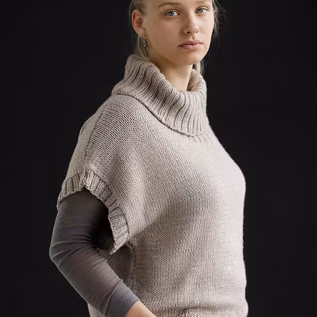 1704 Väst med stor polokrage