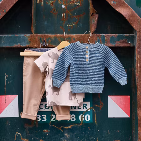 Tröja i ränder  893652