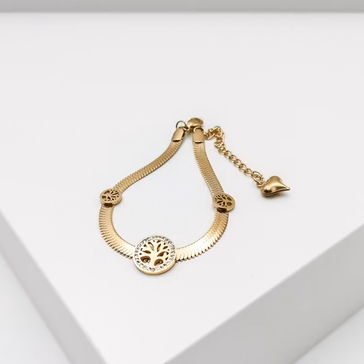 Tree of life Triology Armband bild 2 är en Elegant, tidlös, och modern accessoar. Otroligt Vacker design av SWEVALI för alla tillfälle. Smycken är av hög kvalité Stainless Steel. Passar perfekt för da