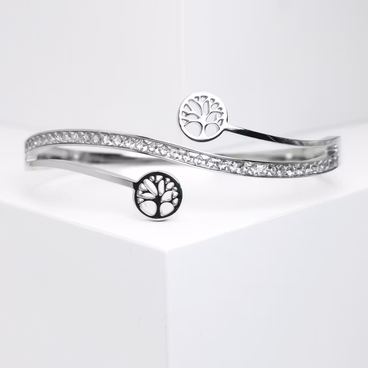 Tree of life harmony S Armband bild 1 är en Elegant, tidlös, och modern accessoar. Otroligt Vacker design av SWEVALI för alla tillfälle. Smycken är av hög kvalité Stainless Steel. Passar perfekt för d