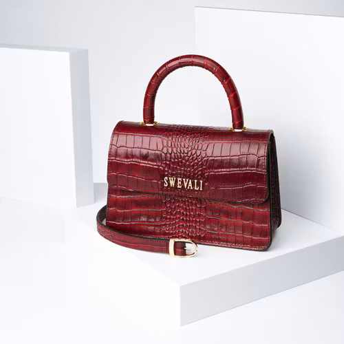 Leather Sling Bag "Coco Carmine" The Classy - SWEVALI