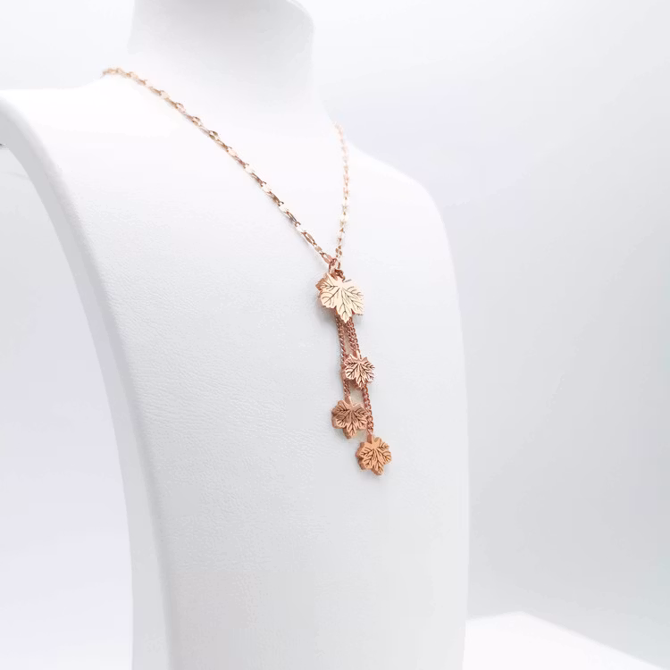 Lady Seasons bild 3 Dam halsband. Modern, stilren och exklusive Smycke.