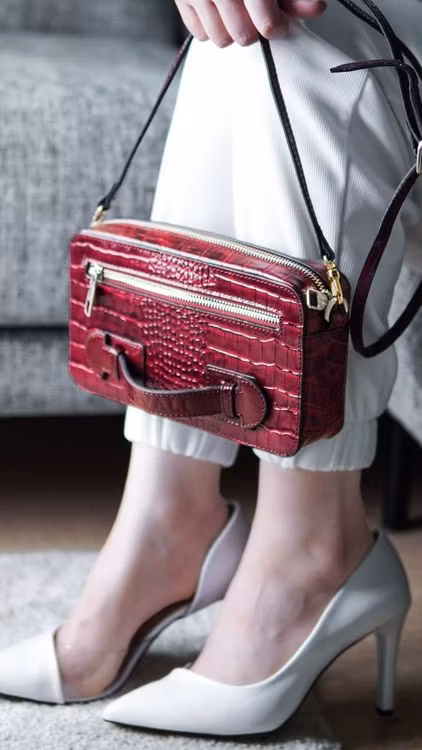 Leather Clutch Bag "Coco Carmine" Mini Charm - SWEVALI